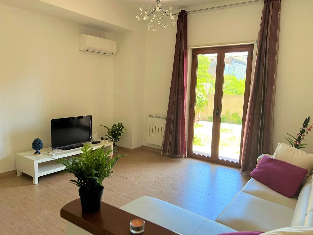 Appartamento Casa Grazia Santa Teresa Di Riva 0*,  Italia