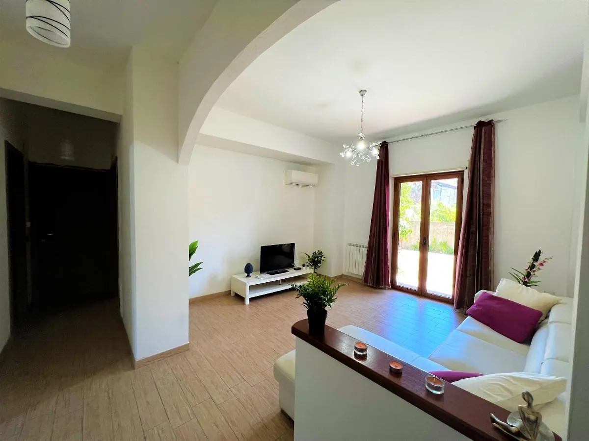 Appartamento Casa Grazia Santa Teresa Di Riva